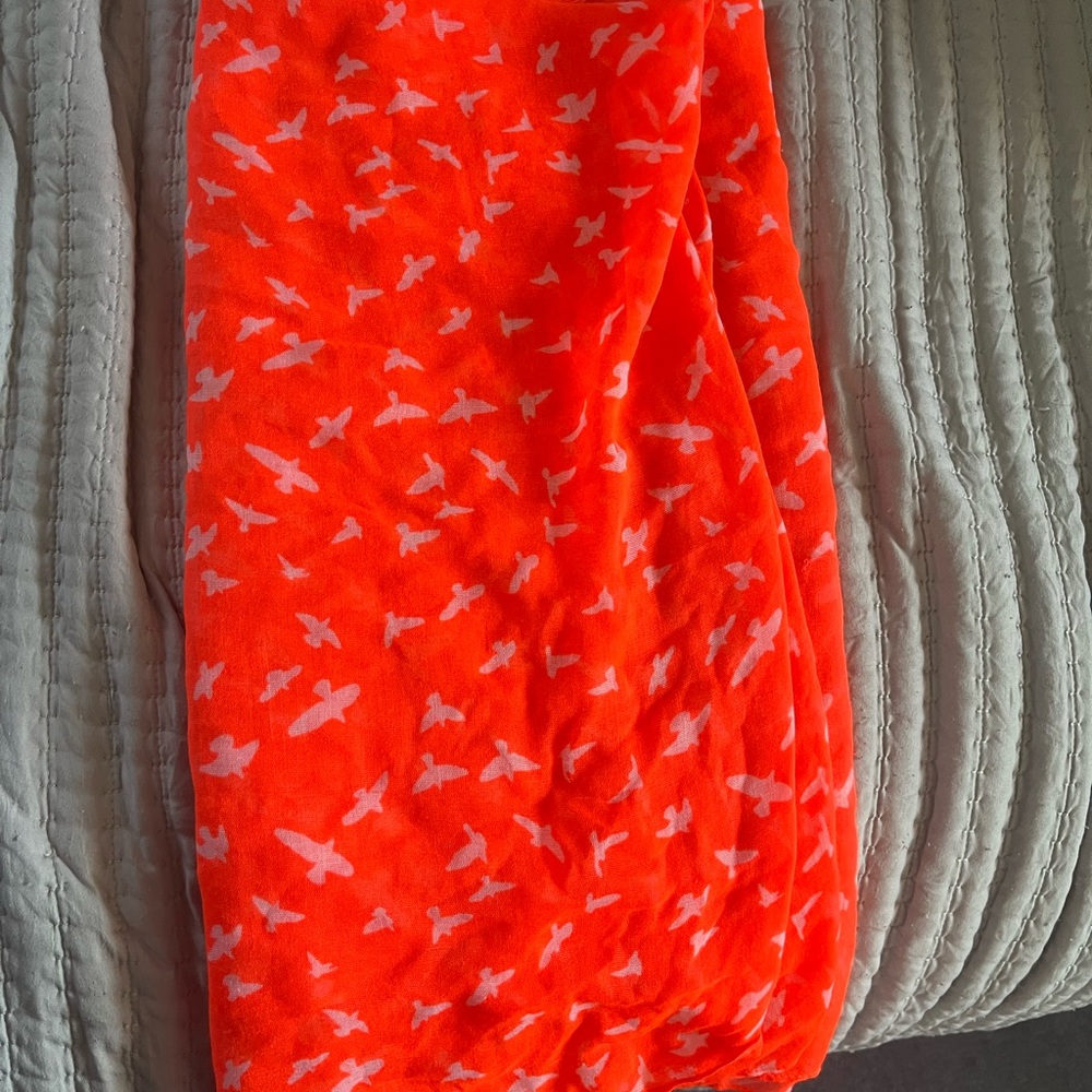 Bright Scarf for Spring - Picture 2 of 4